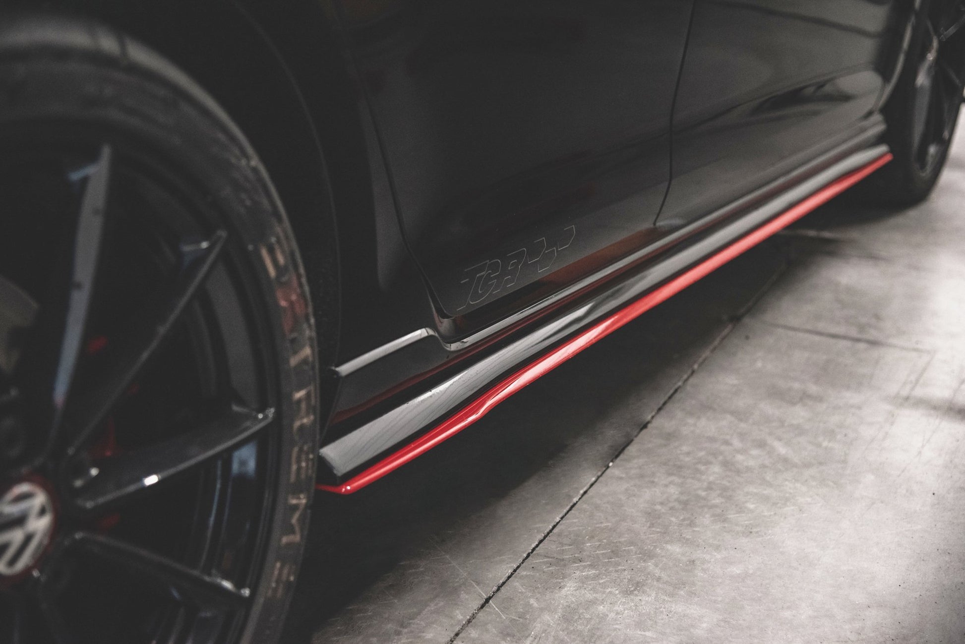 Seitenschweller Ansatz für VW Golf 7 GTI TCR  schwarz Hochglanz