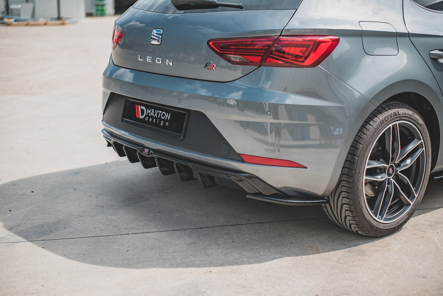 Heck Ansatz Flaps Diffusor für SEAT Leon Mk3 FR Facelift schwarz Hochglanz