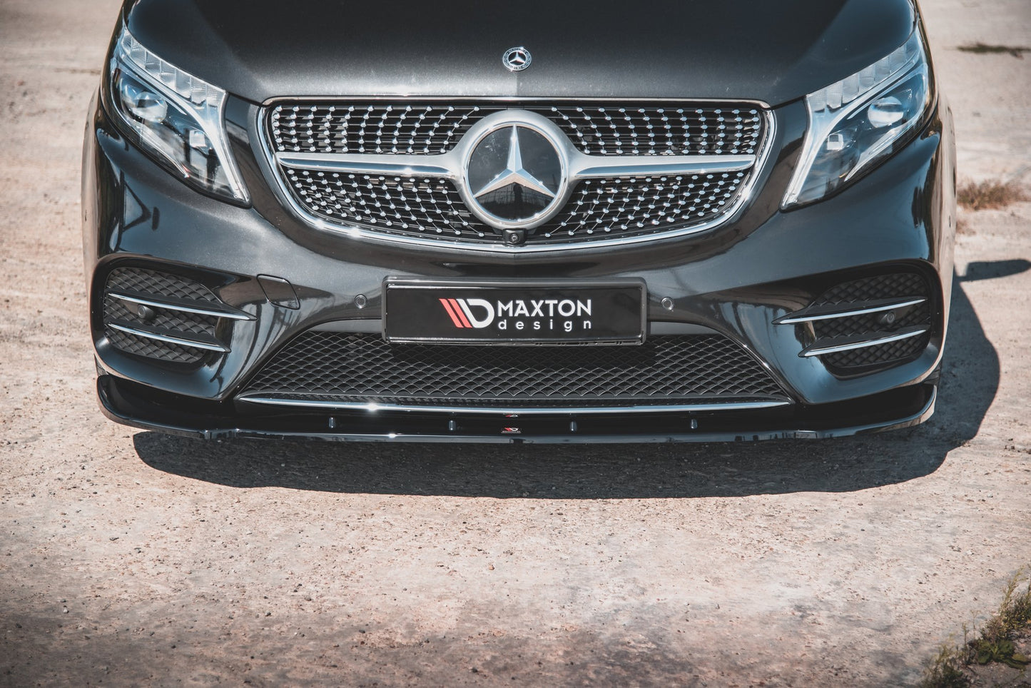 Front Ansatz V.2 für Mercedes-Benz V-Klasse AMG-Line W447  schwarz Hochglanz