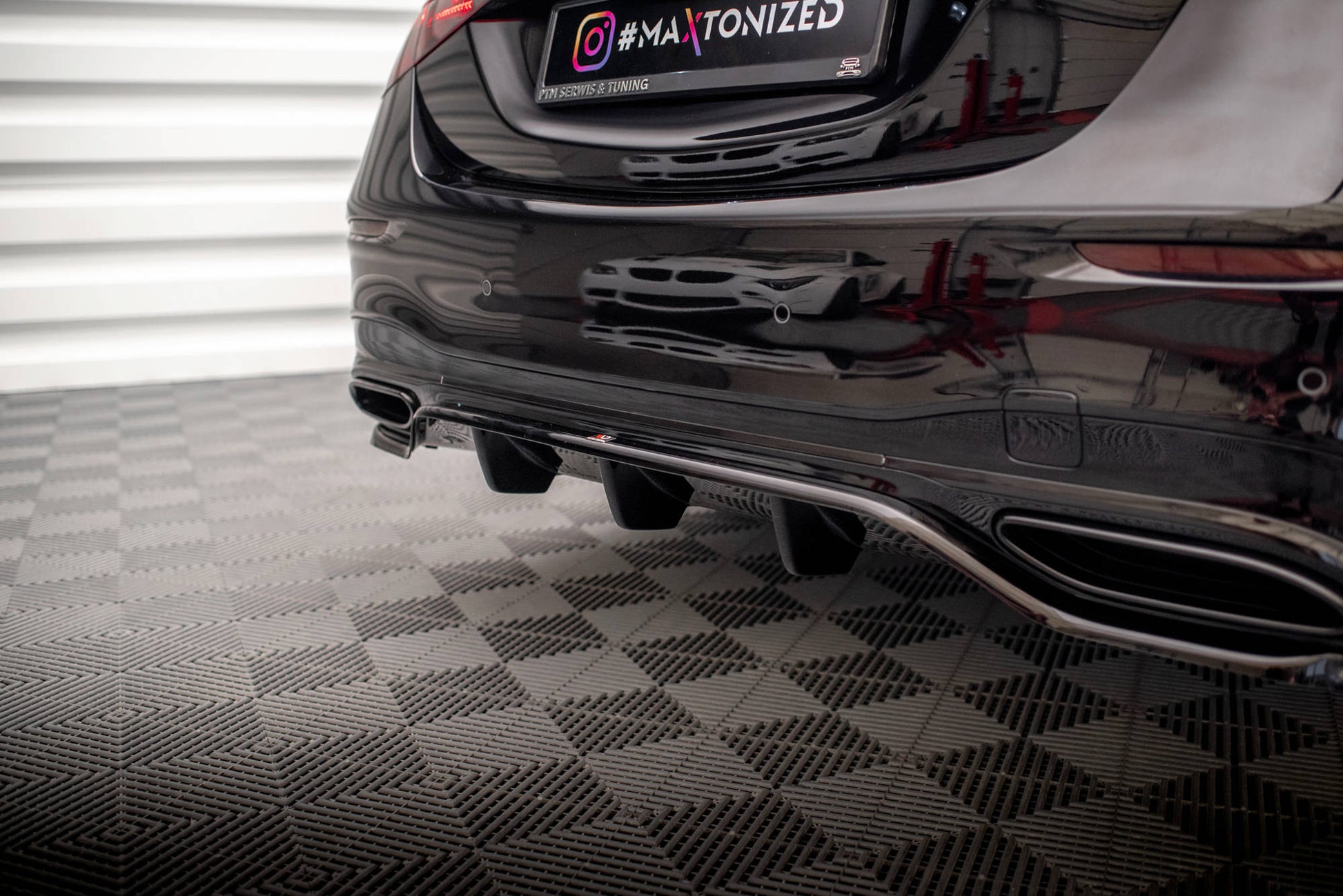Mittlerer Cup Diffusor DTM Look Heck Ansatz für Mercedes-Benz S AMG-Line W223 schwarz Hochglanz