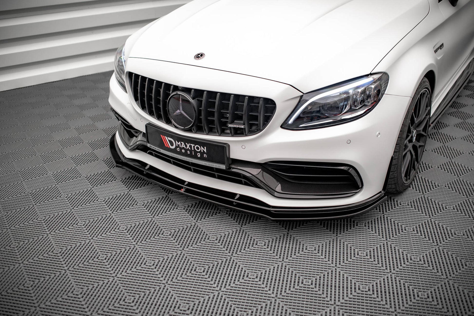 Front Ansatz V.1 für Mercedes-AMG C63 Coupe AMG Aero Pack C205 Facelift schwarz Hochglanz