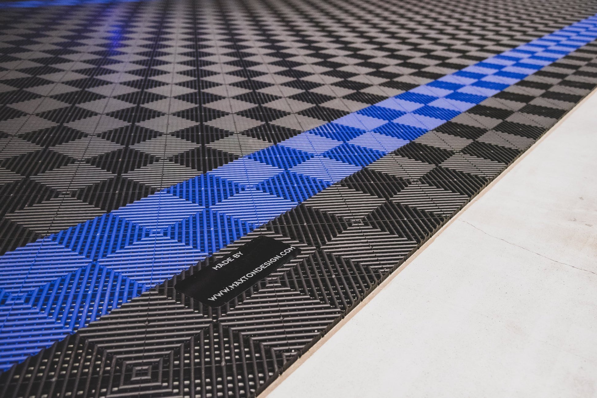Modularer &quot;MAXTON Floor&quot;