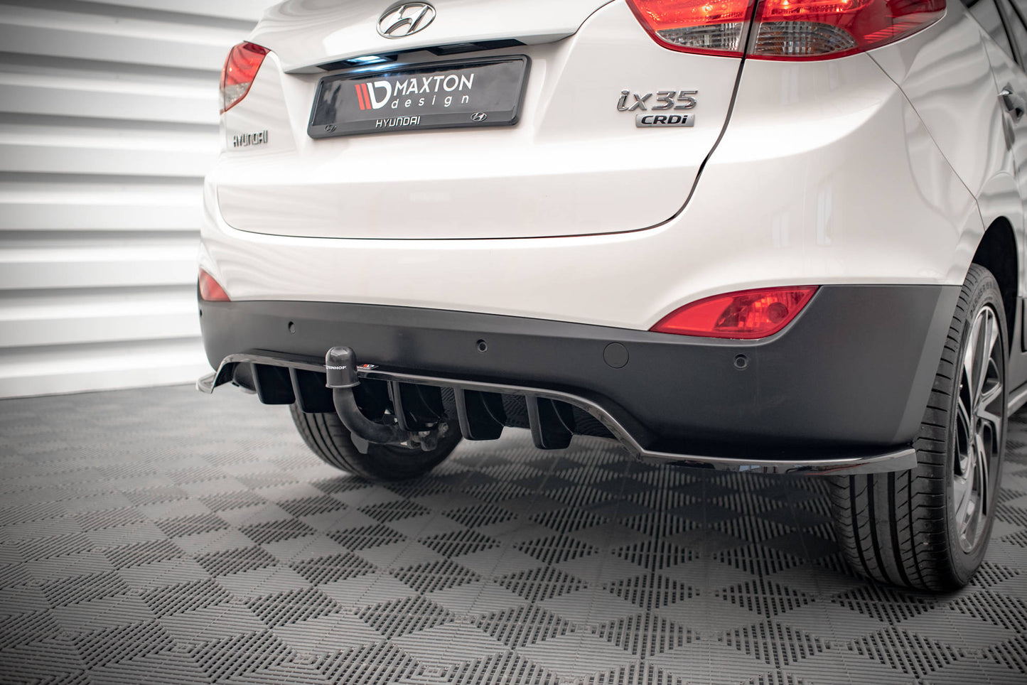 Mittlerer Cup Diffusor DTM Look Heck Ansatz für Hyundai ix35 Mk1 schwarz Hochglanz