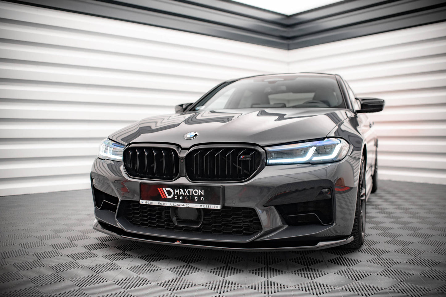 Front Ansatz V.3 für BMW M5 F90 Facelift schwarz Hochglanz