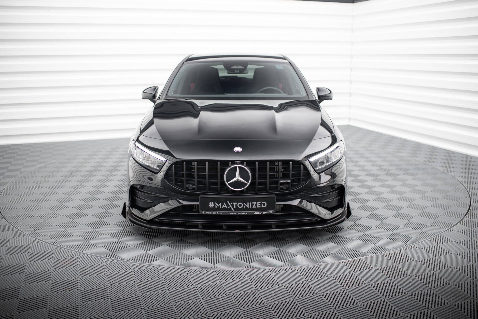 Street Pro Front Ansatz für +Flaps für + Flaps Mercedes-AMG A35 W177 Facelift schwarz Hochglanz
