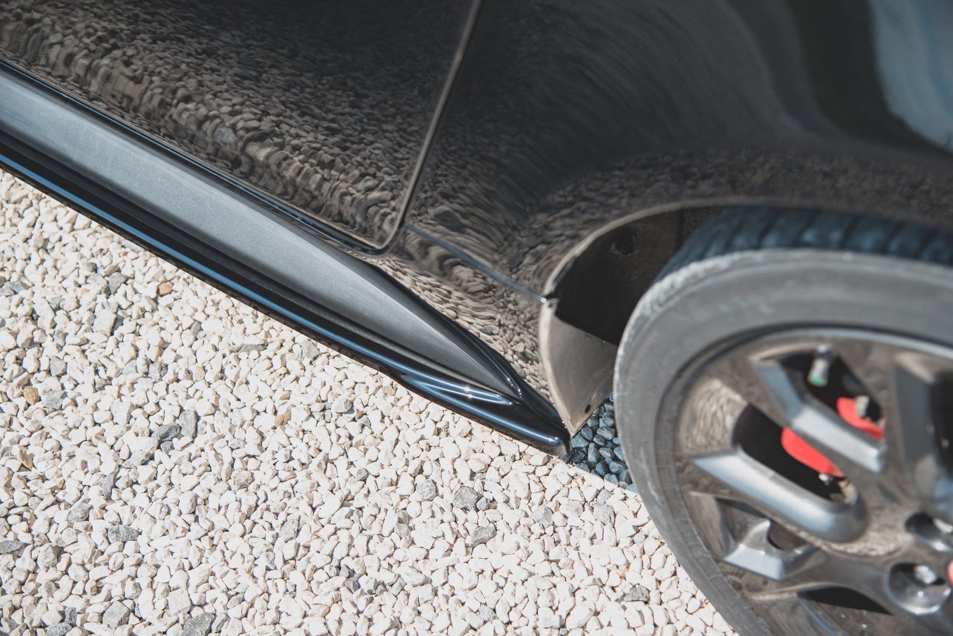 Seitenschweller Ansatz für Abarth 124 Spider  schwarz Hochglanz