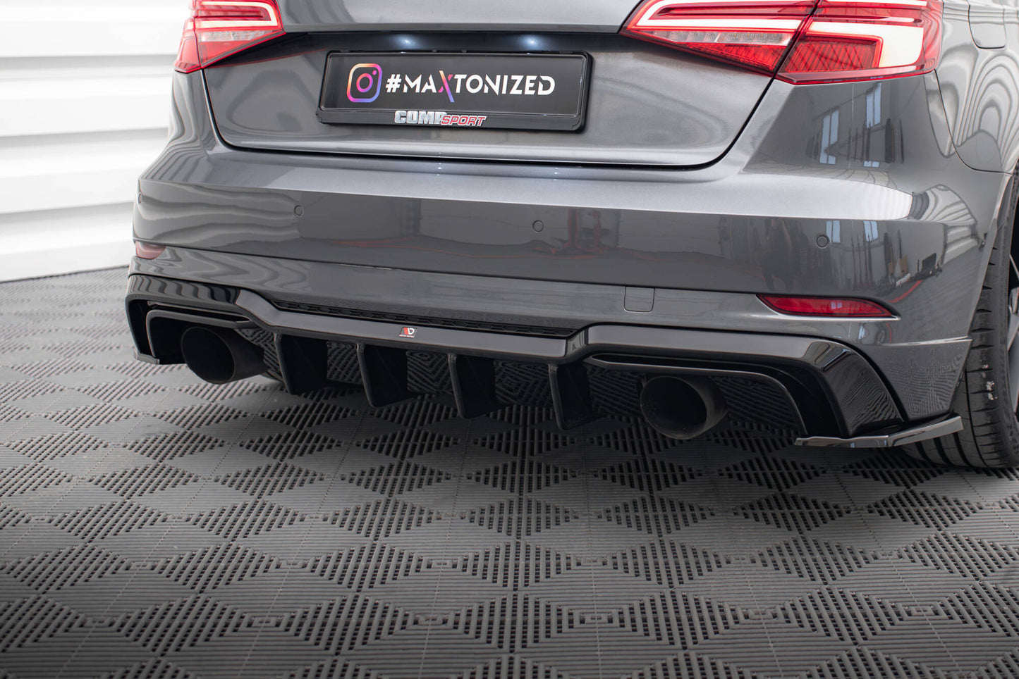 Diffusor Heck Ansatz für Audi A3 S-Line Sportback 8V Facelift (Einzelauspuff li. re.)