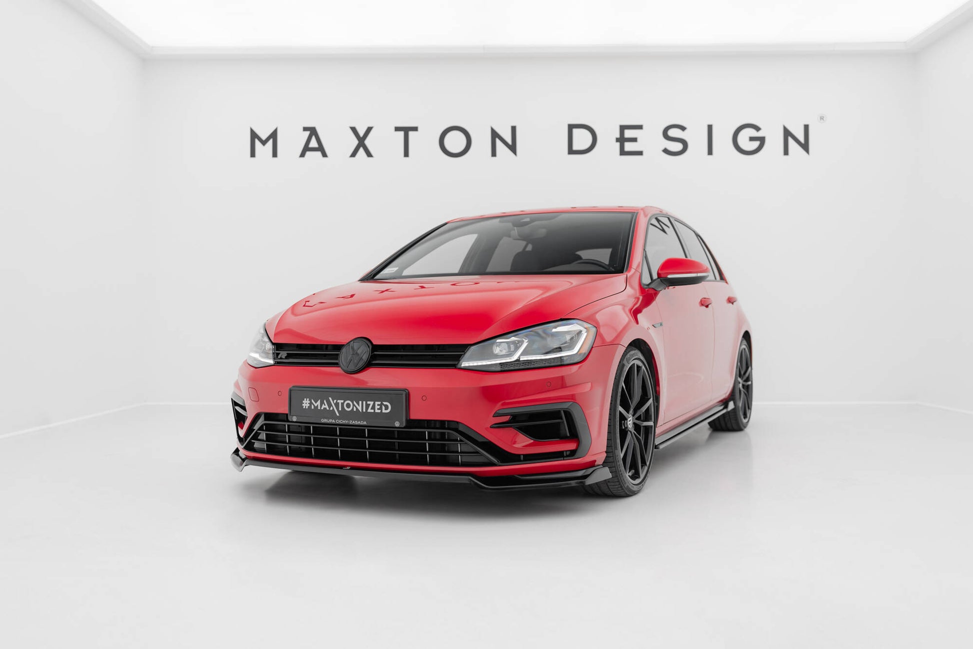 Front Ansatz V.2 für VW Golf R / R-Line Mk7 Facelift schwarz Hochglanz