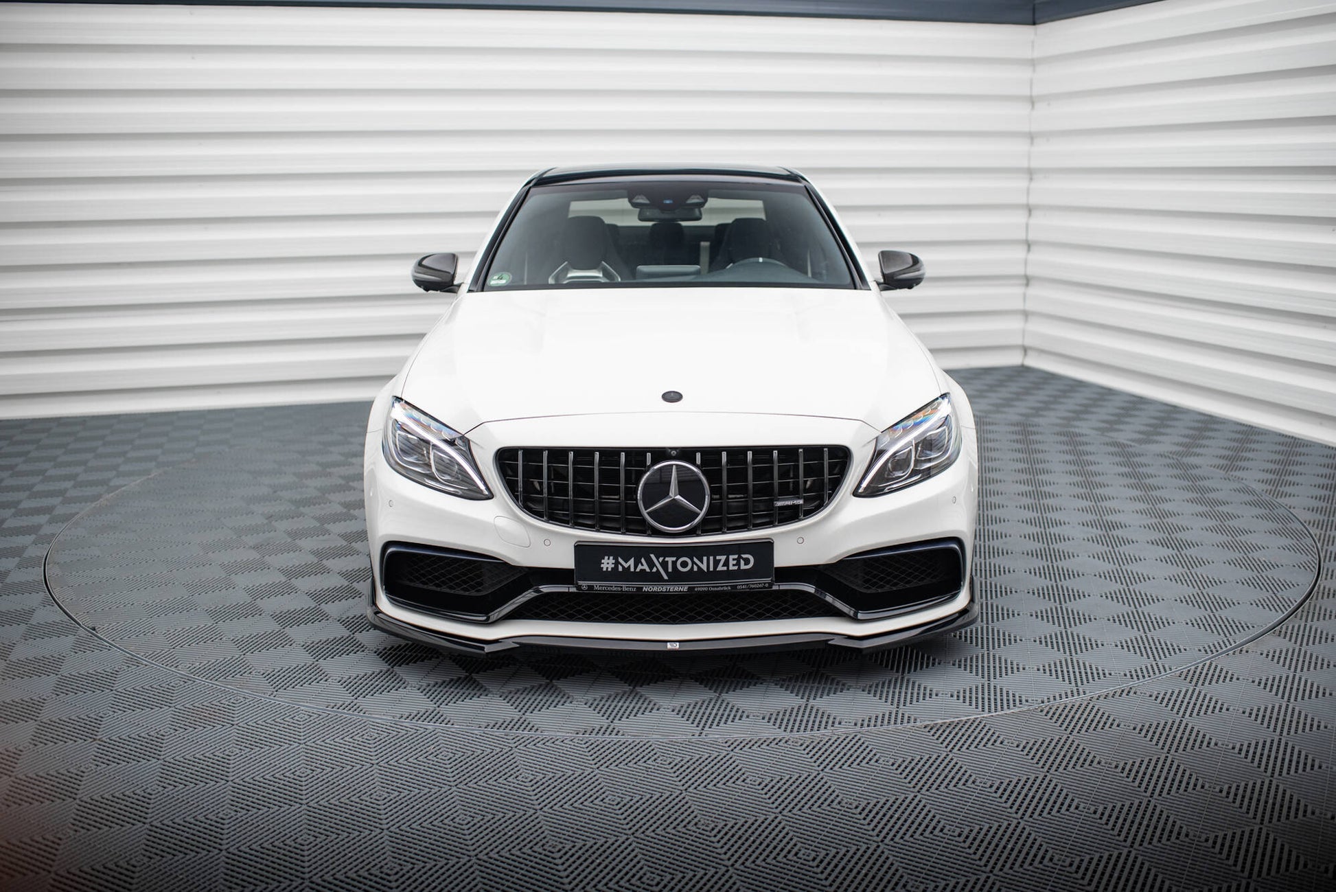 Front Ansatz V.3 für Mercedes-AMG C63 Limousine / Kombi W205 / S205 schwarz Hochglanz