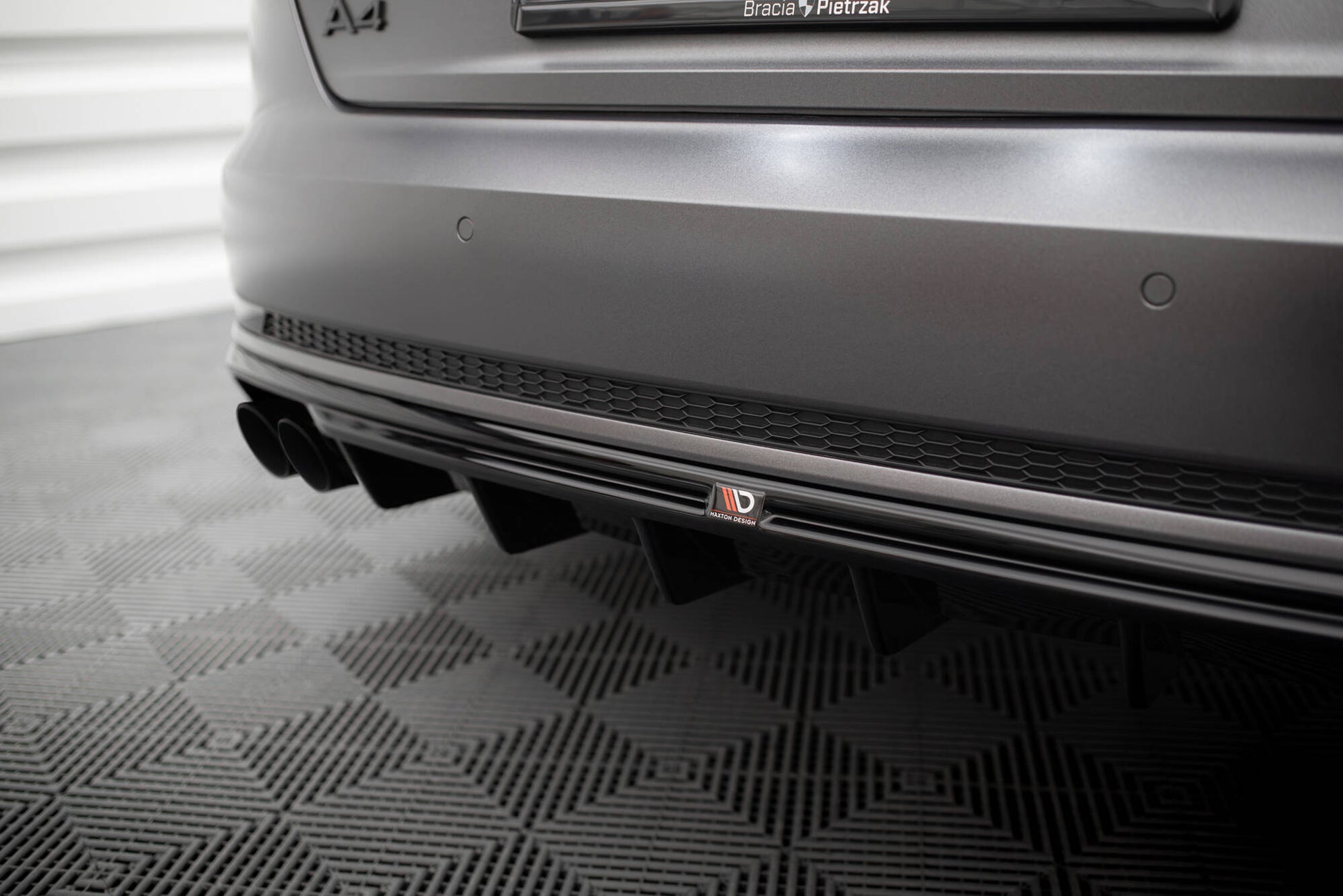 Diffusor Heck Ansatz für Audi A4 S-line B9 (Doppelauspuff li.endrohr)