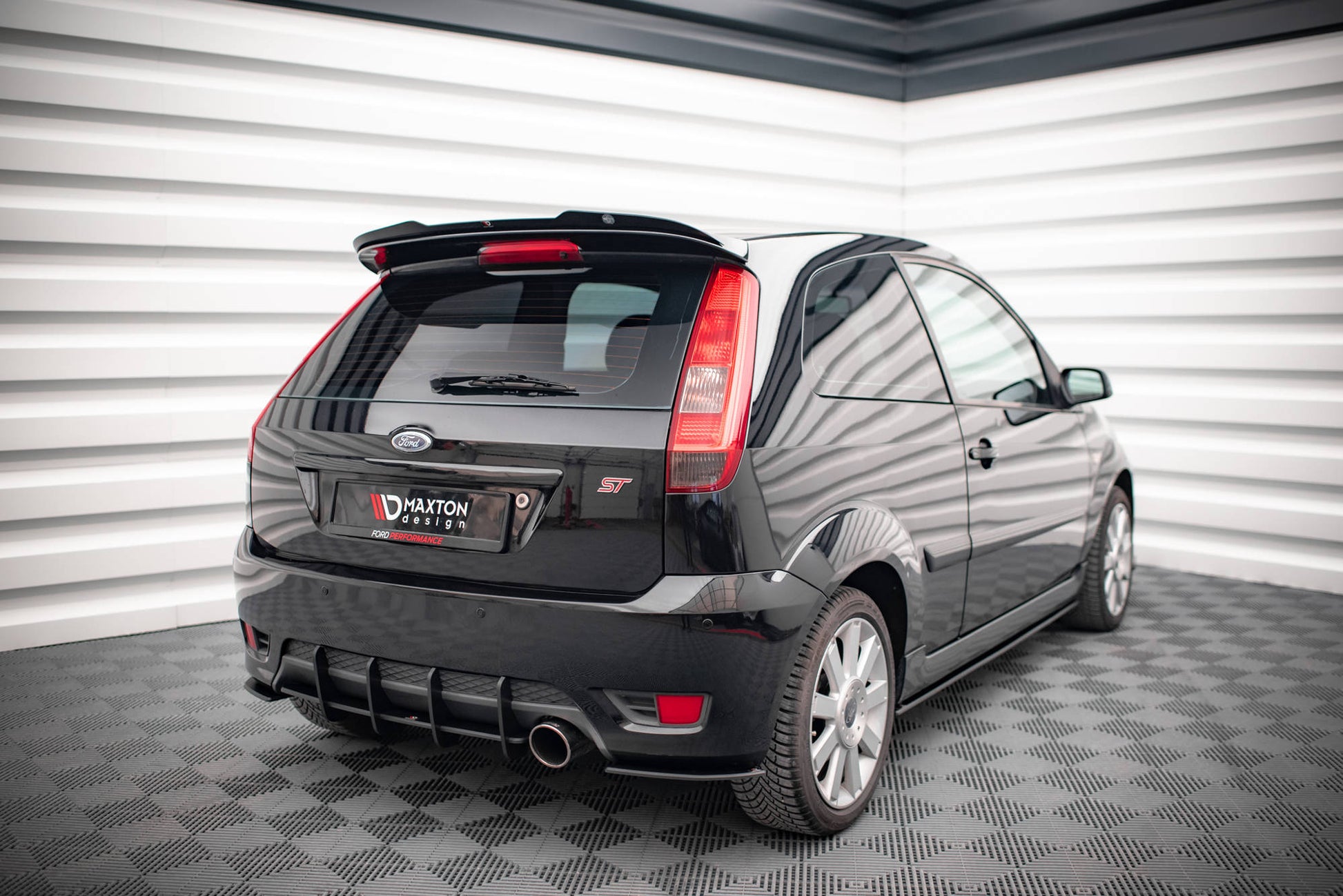 Spoiler CAP V.2 für Ford Fiesta ST Mk6 Carbon Look
