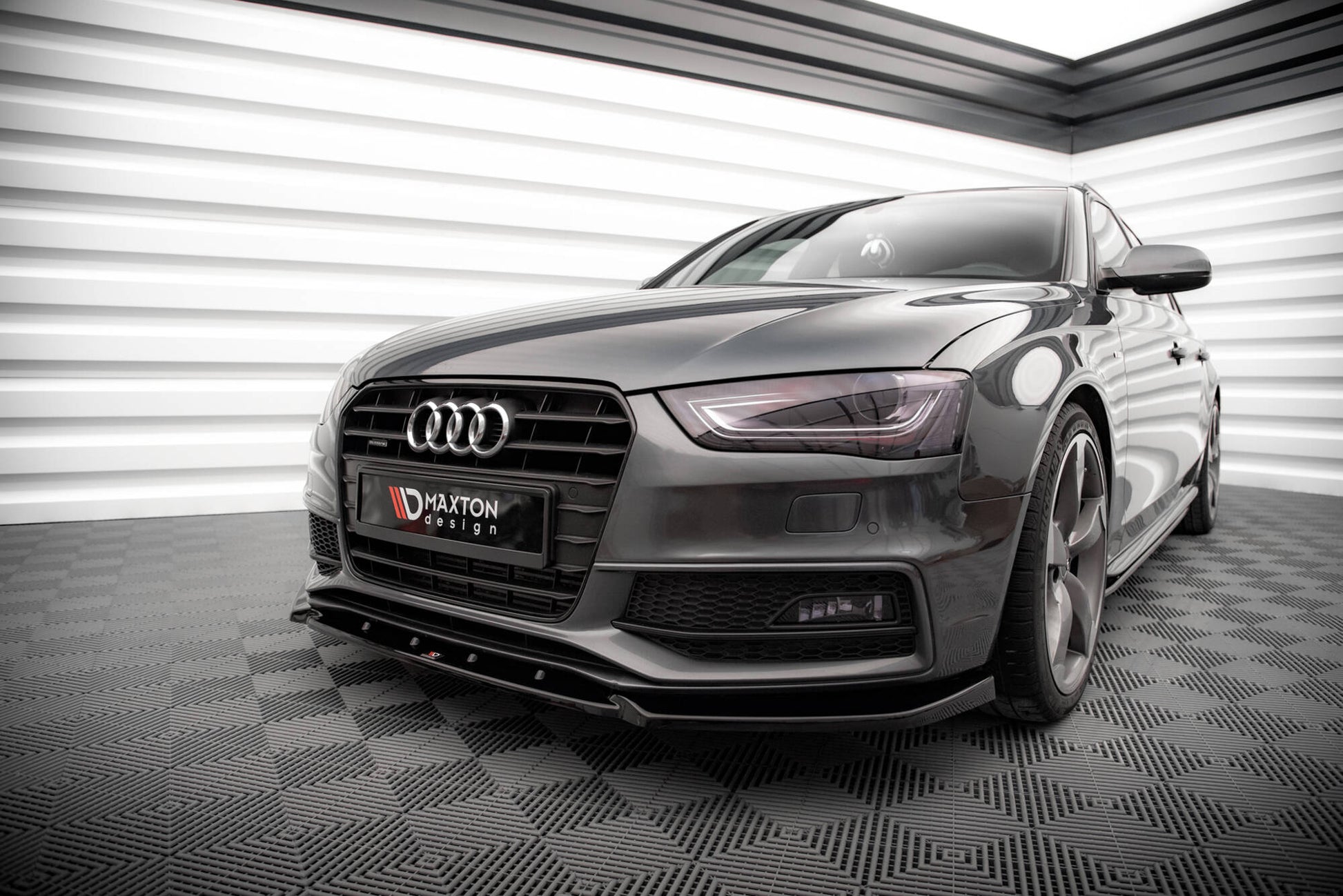 Front Ansatz V.3 für Audi A4 S-Line / S4 B8 Facelift schwarz Hochglanz