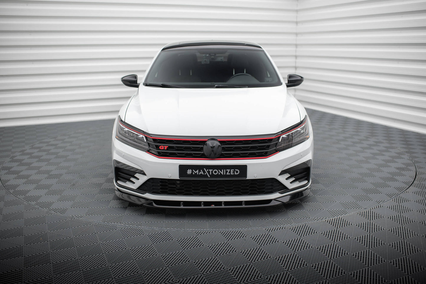 Front Ansatz V.2 für VW Passat GT B8 Facelift USA schwarz Hochglanz