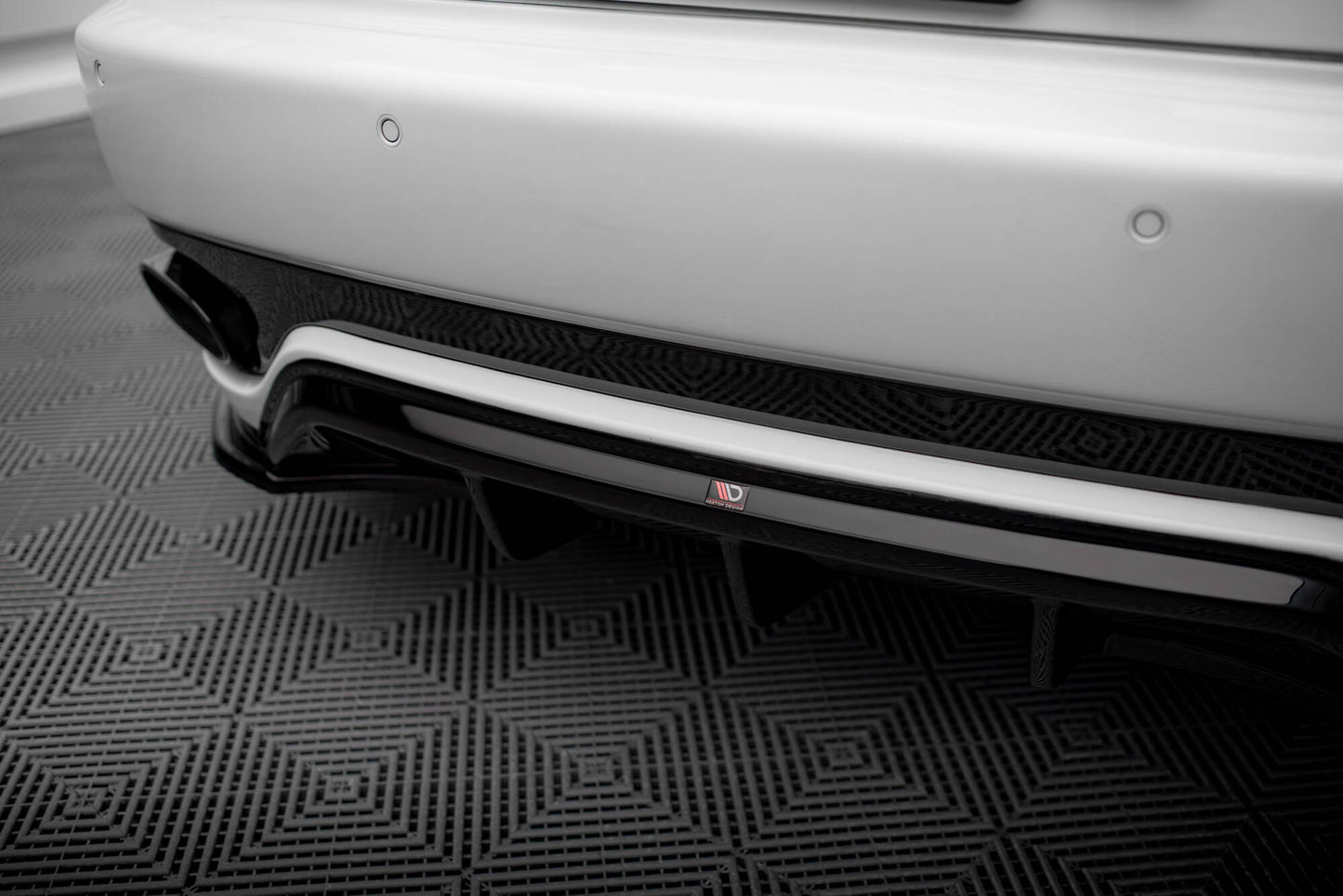 Diffusor Heck Ansatz für Maserati Granturismo Mk1 schwarz Hochglanz