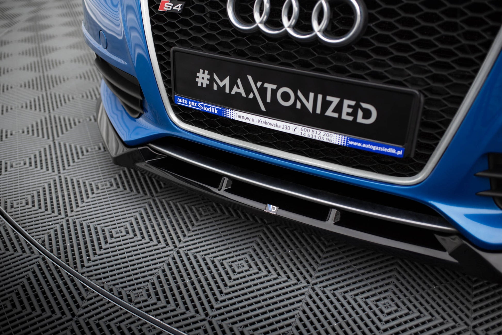 Front Ansatz V.4 für Audi S4 / A4 S-Line B8 schwarz Hochglanz