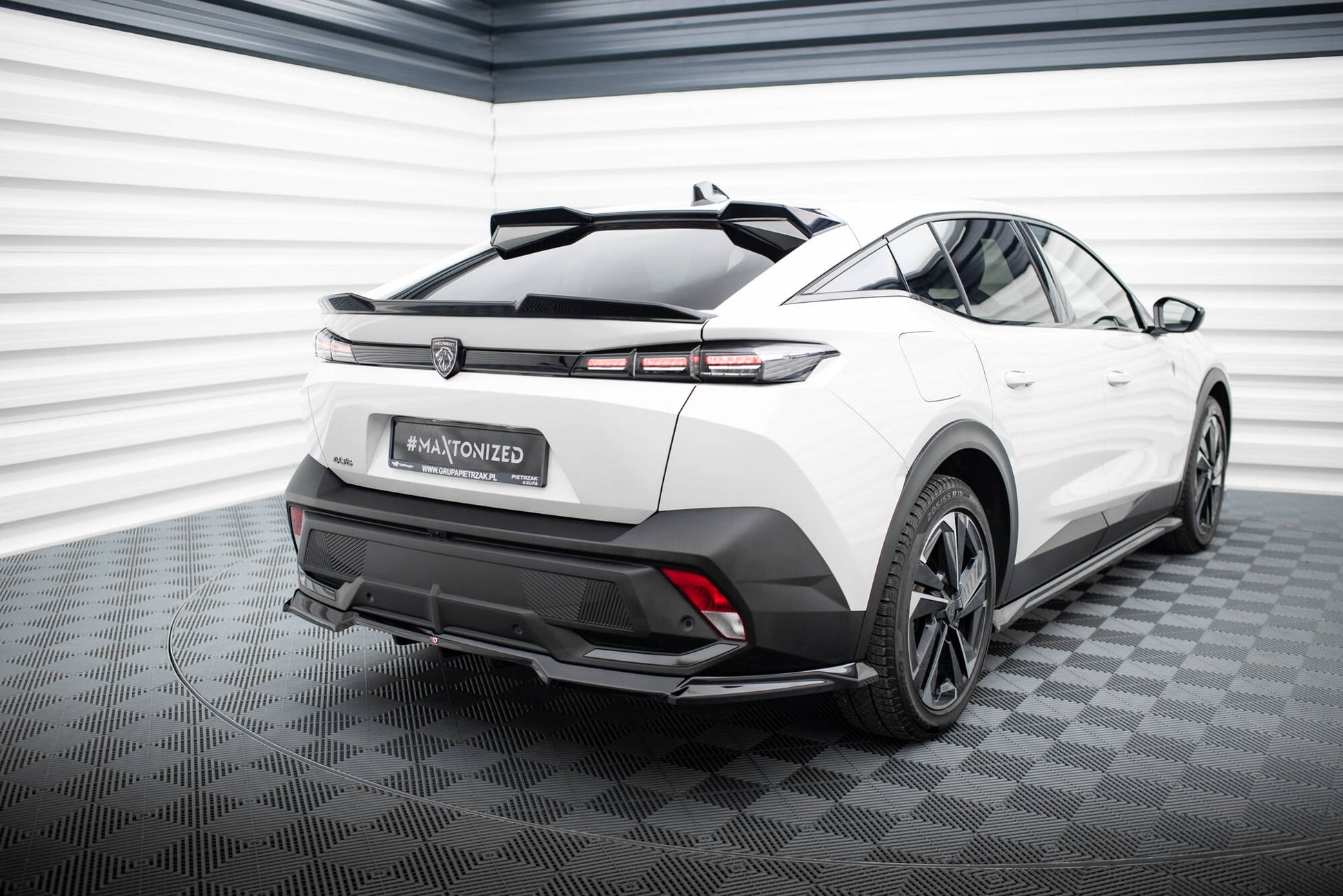 Höher Spoiler CAP 3D für Peugeot 408 Mk1 schwarz Hochglanz