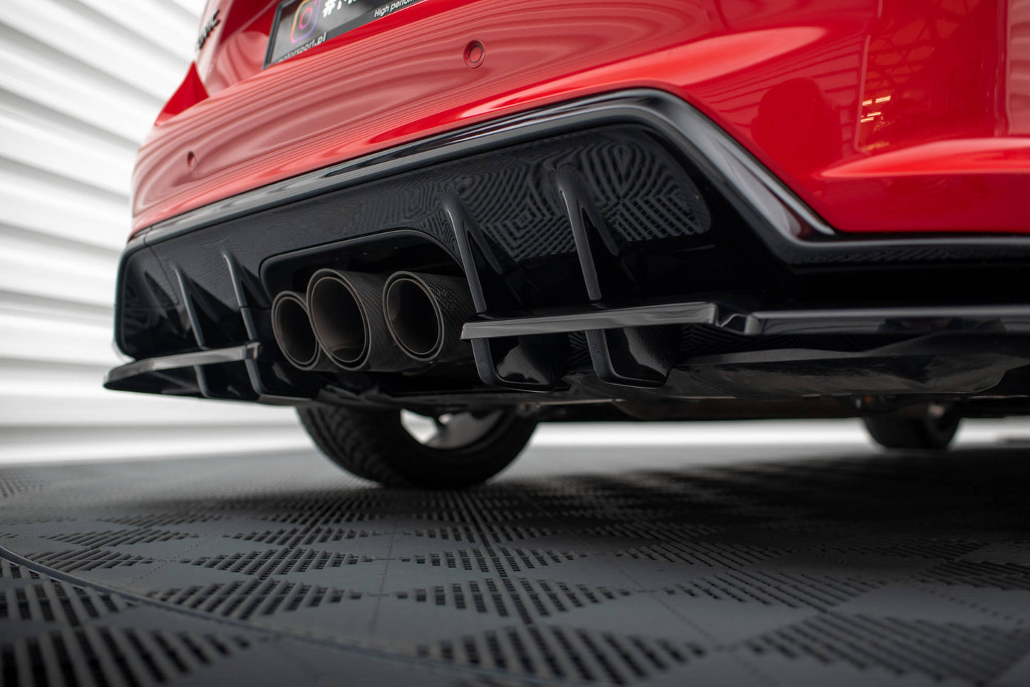 Mittlerer Cup Diffusor DTM Look Heck Ansatz V.2 für Honda Civic Type-R Mk 11 schwarz Hochglanz