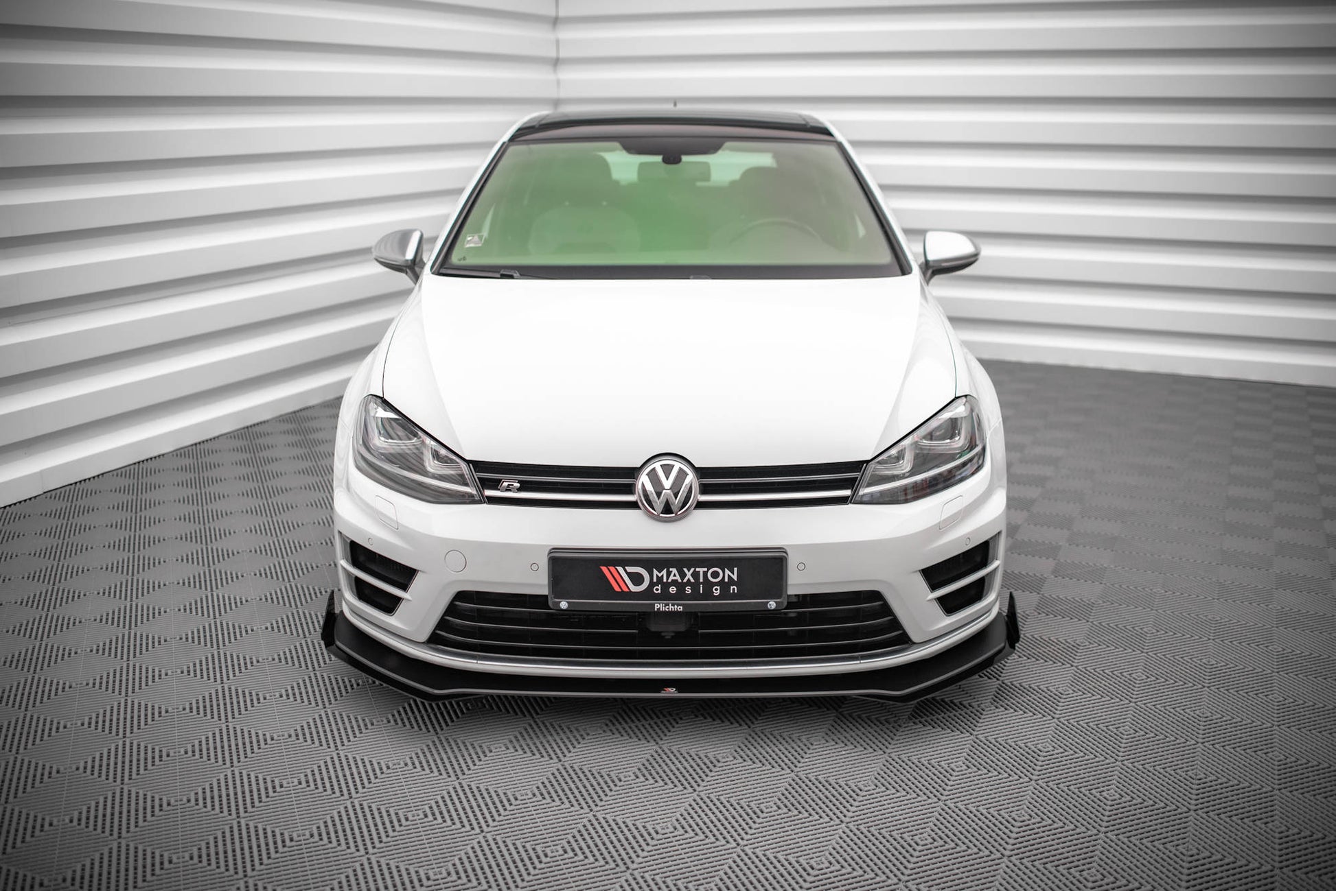 Street Pro Front Ansatz für +Flaps für V.1 + Flaps Volkswagen Golf R Mk7 schwarz Hochglanz