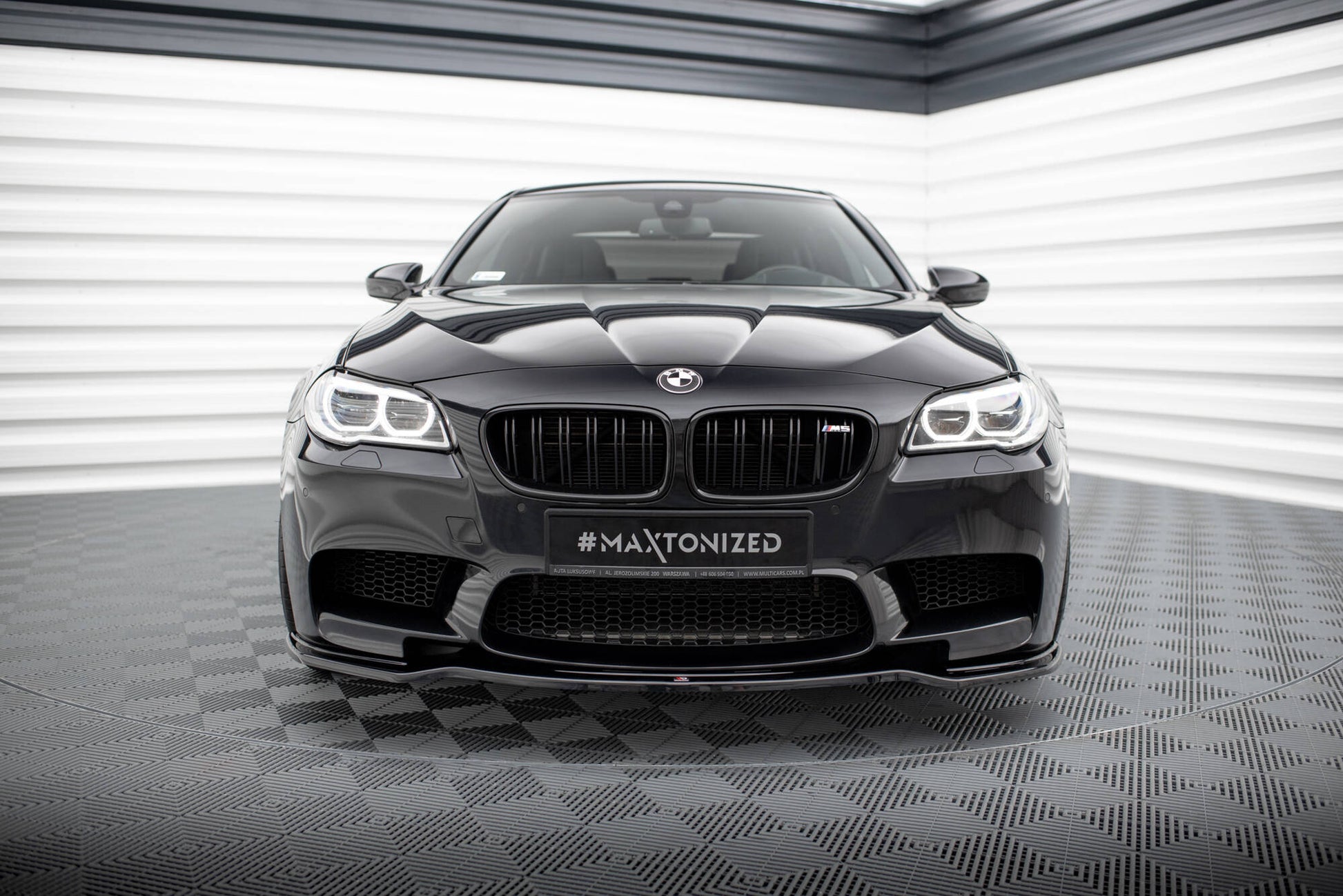 Front Ansatz für BMW M5 F10/ F11 schwarz Hochglanz