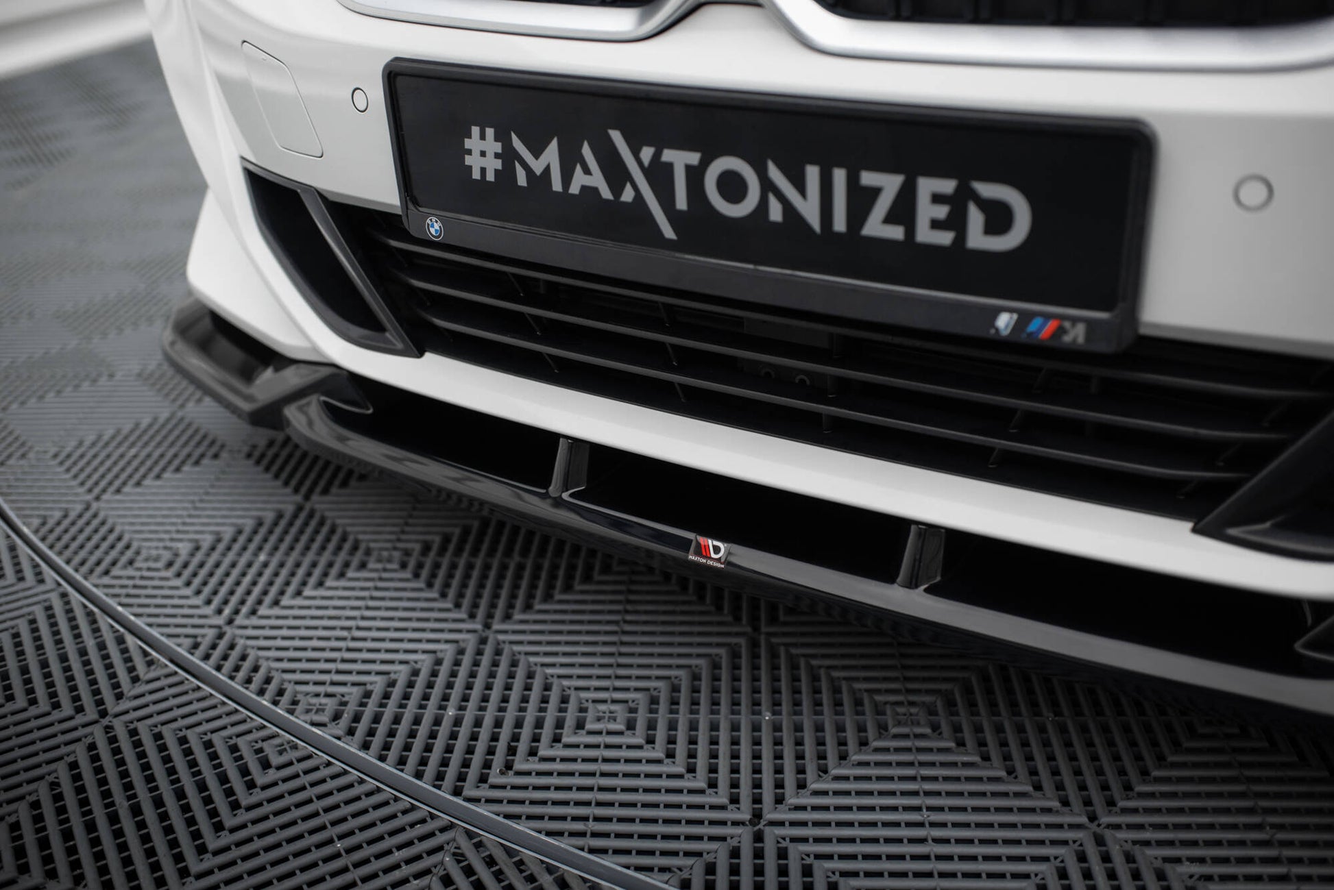 Front Ansatz für BMW 3er Limousine / Touring G20 / G21 Facelift schwarz Hochglanz