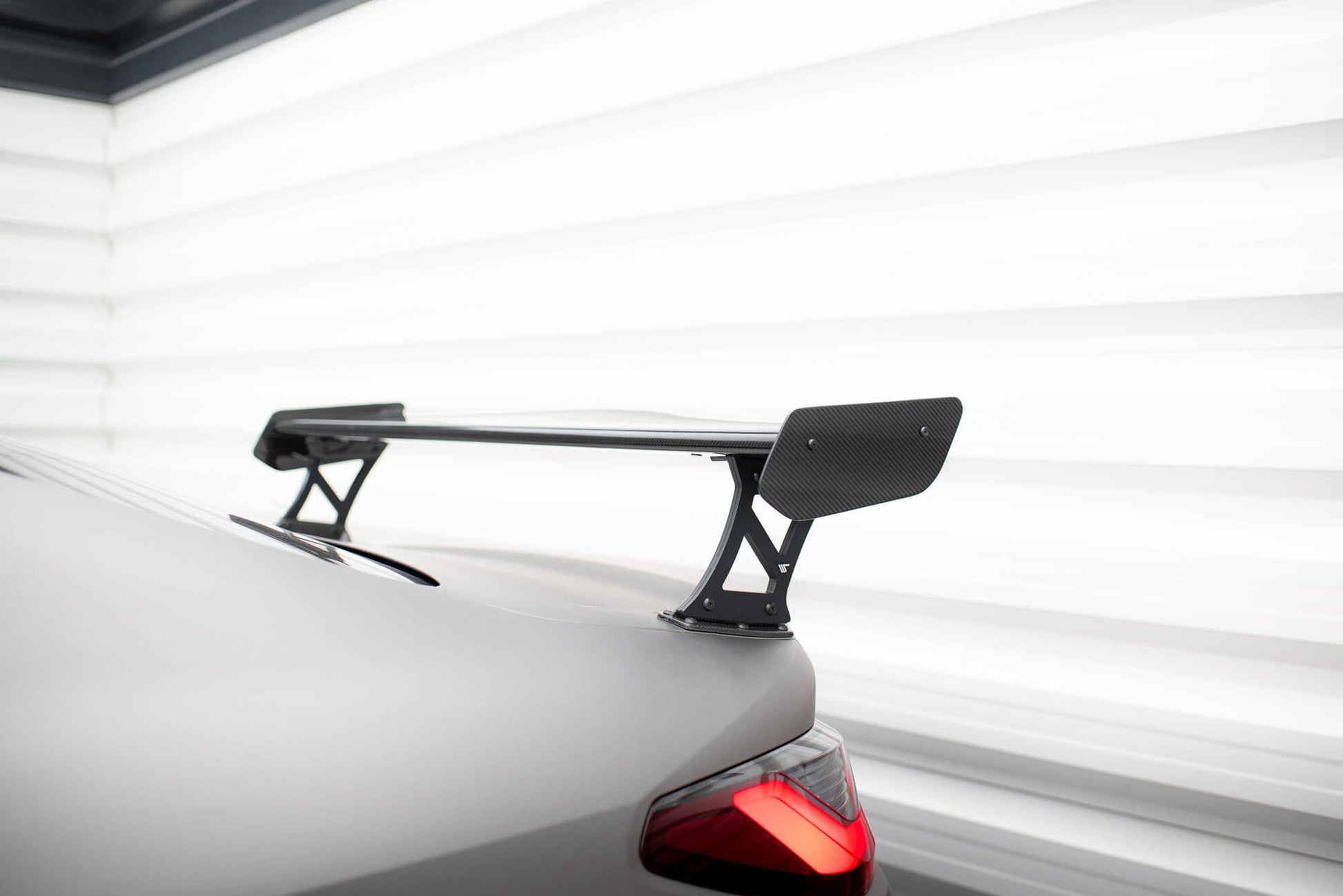 Carbon Spoiler With External Brackets Uprights + LED BMW M4 G82 / G82 Facelift / M440i / 4 M-Paket G22 / G22 Facelift