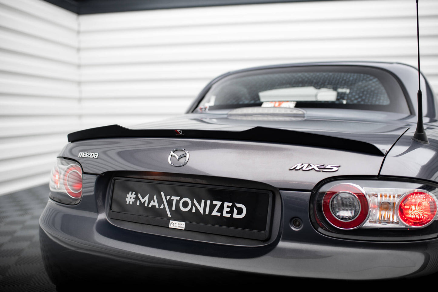 Spoiler CAP für Mazda MX-5 Mk3 (NC) Facelift schwarz Hochglanz