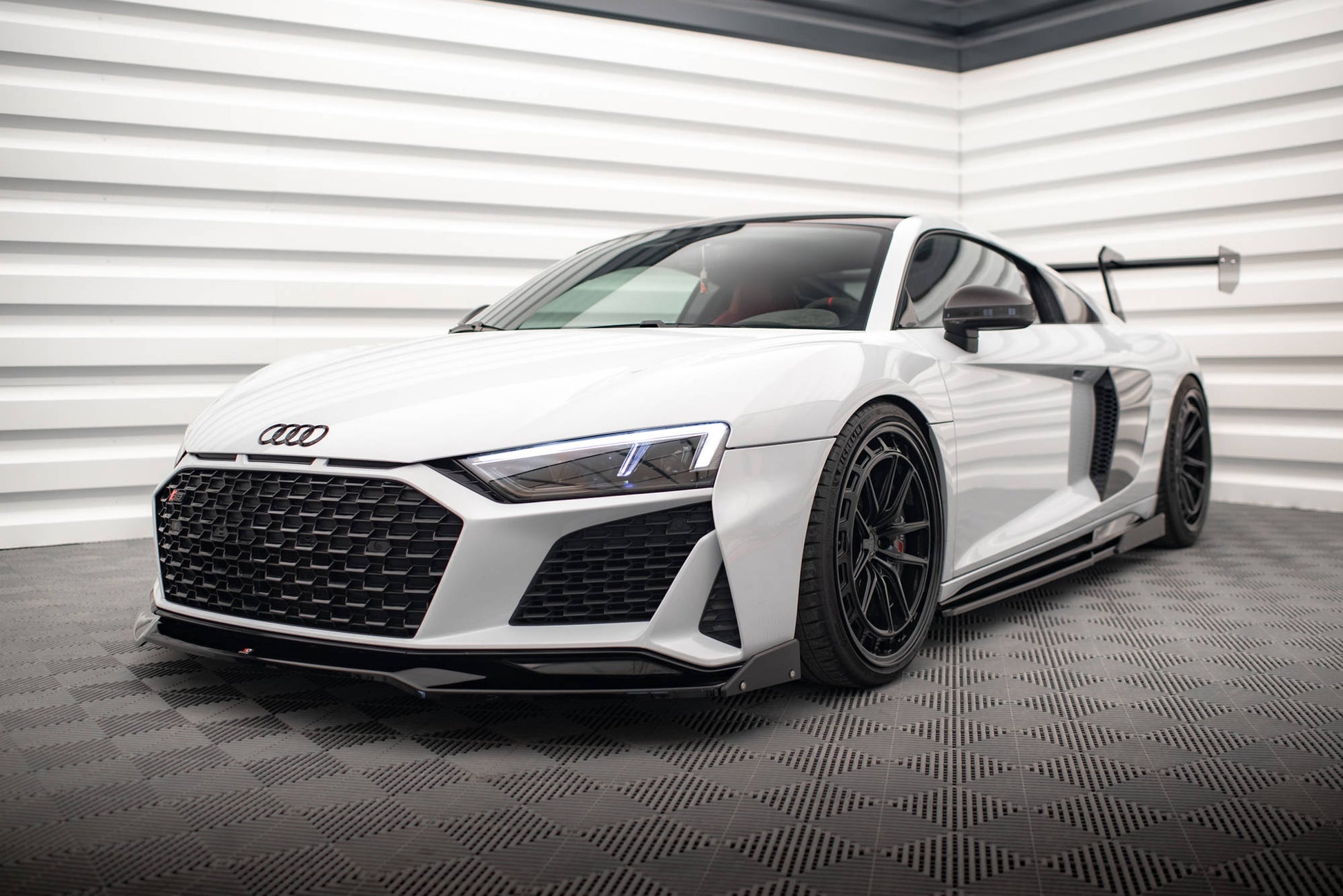 Front Ansatz V.3 + Flaps für Audi R8 Mk2 Facelift