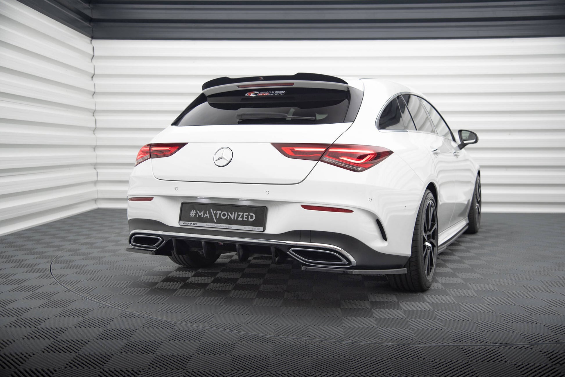 Diffusor Heck Ansatz für Mercedes-Benz CLA  AMG-Line X118 schwarz Hochglanz