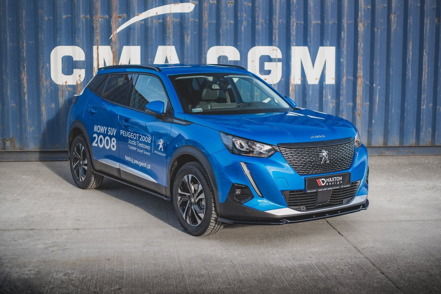 Front Ansatz V.2 für Peugeot 2008 Mk2 schwarz Hochglanz