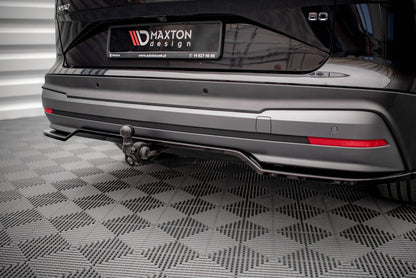 Mittlerer Cup Diffusor DTM Look Heck Ansatz für Skoda Enyaq iV schwarz Hochglanz