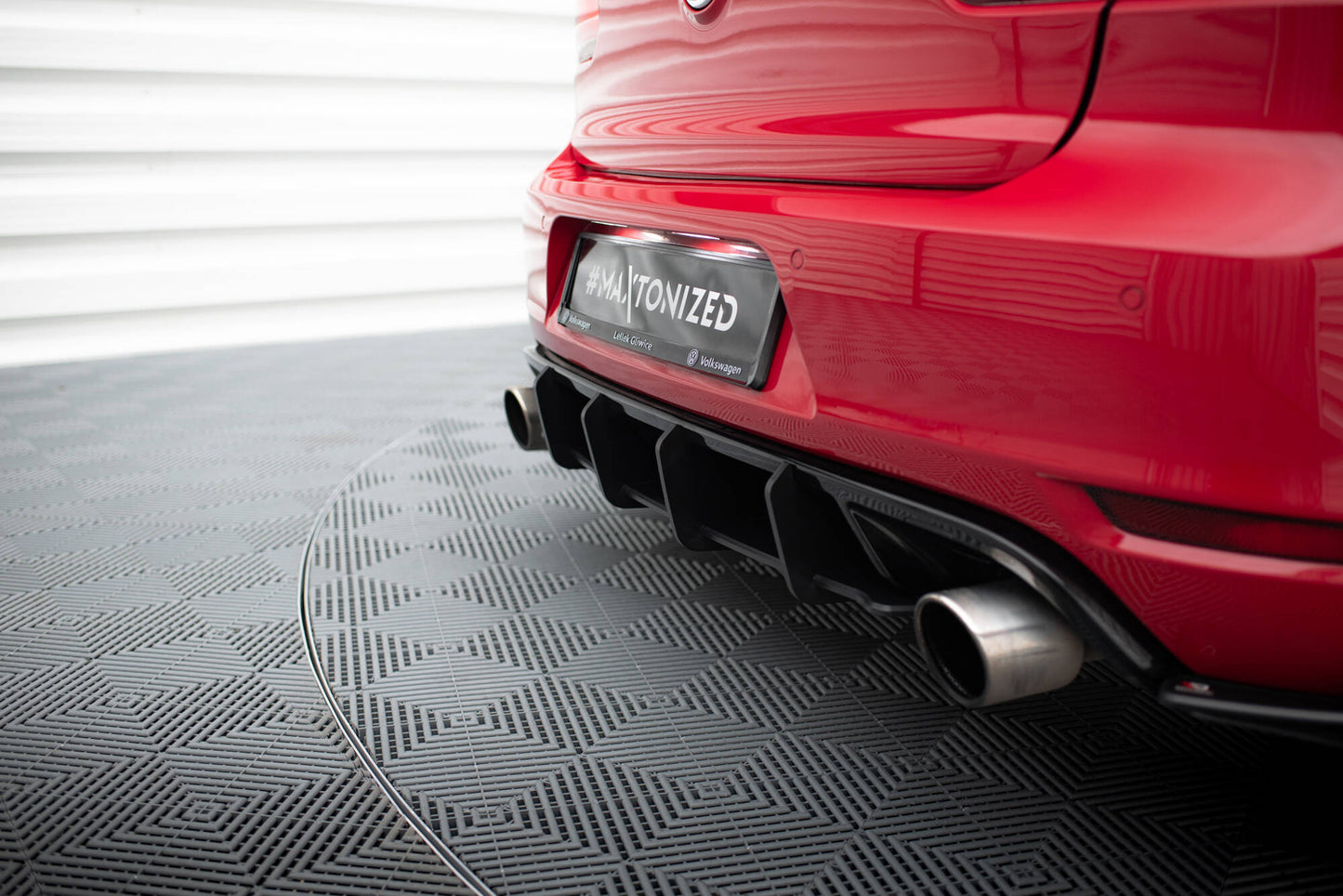 Robuste Racing Heckschürze V.2 für Volkswagen Golf GTI Mk6