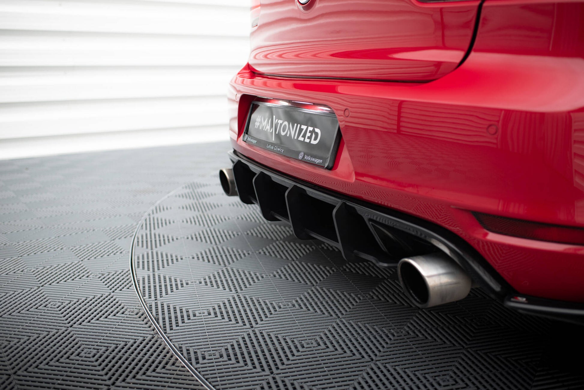 Robuste Racing Heckschürze V.2 für Volkswagen Golf GTI Mk6