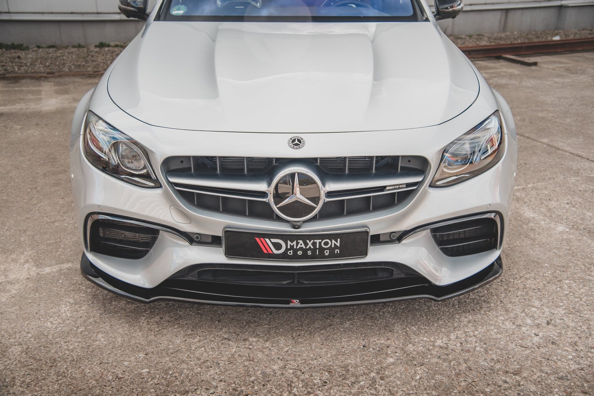 Front Ansatz V.1 für Mercedes-Benz E63 AMG Kombi/Limousine S213/W213 schwarz Hochglanz