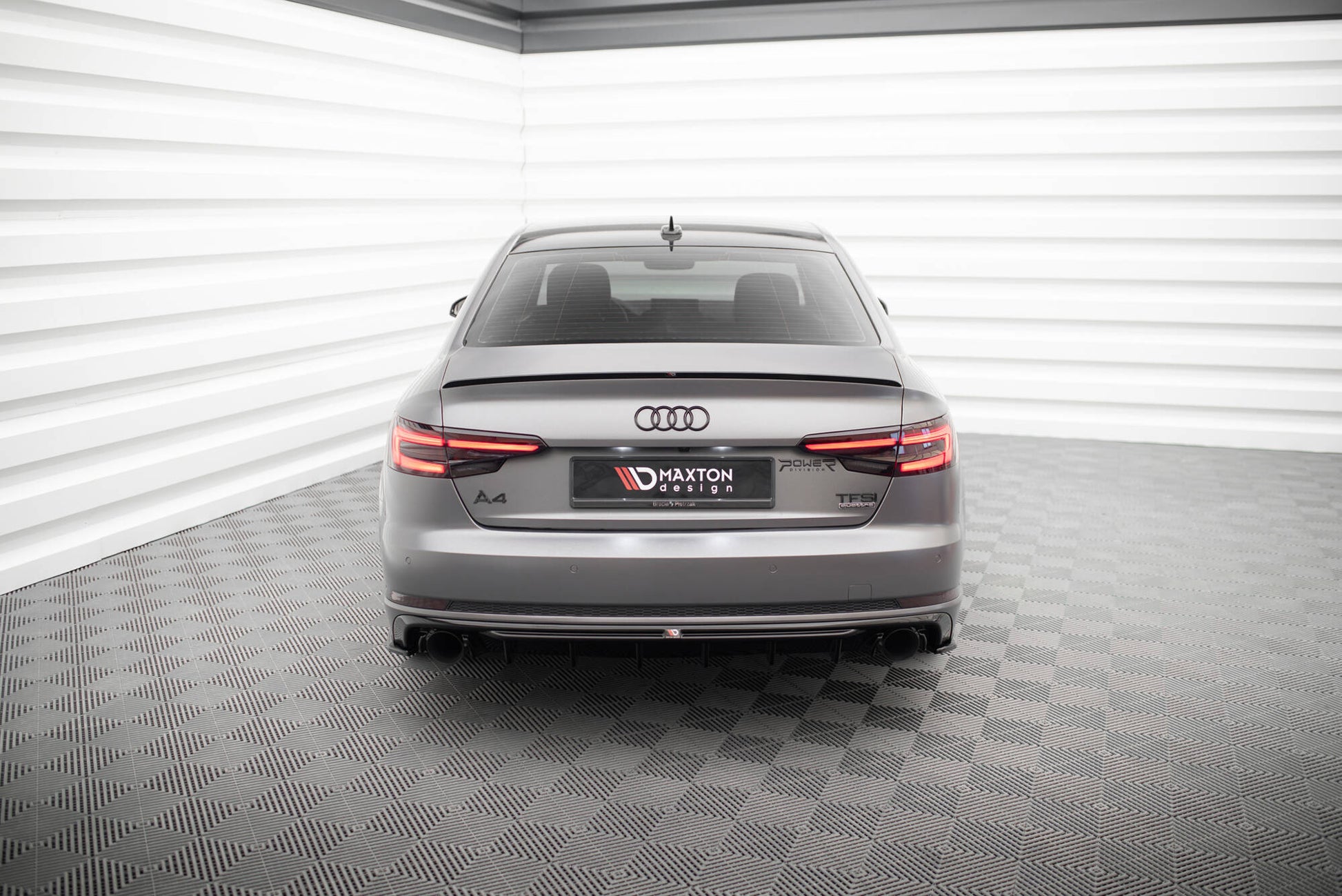 Diffusor Heck Ansatz für Audi A4 S-line B9  (Einzelauspuff li. re.)