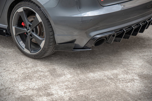 Street Pro Heck Ansatz Flaps Diffusor +Flaps für Audi RS3 8V Sportback schwarz Hochglanz
