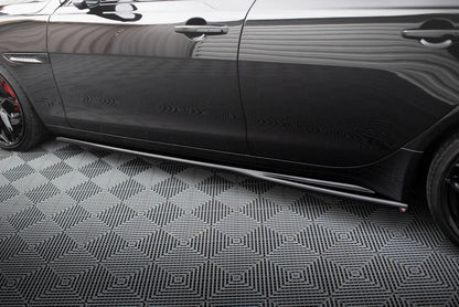 Seitenschweller Ansatz für Jaguar XE X760 Facelift schwarz Hochglanz
