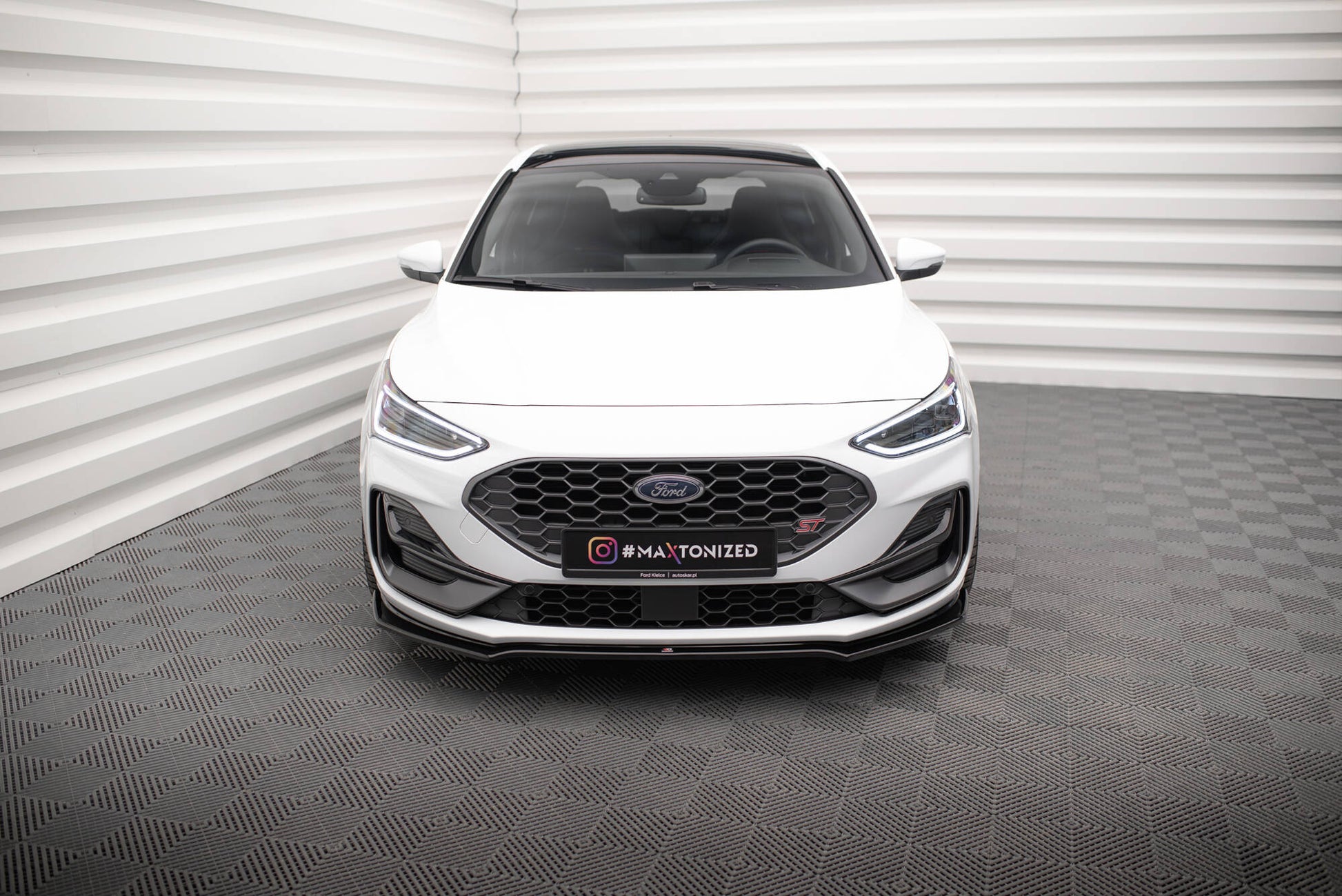 Front Ansatz V.1 für Ford Focus ST / ST-Line Mk4 Facelift schwarz Hochglanz