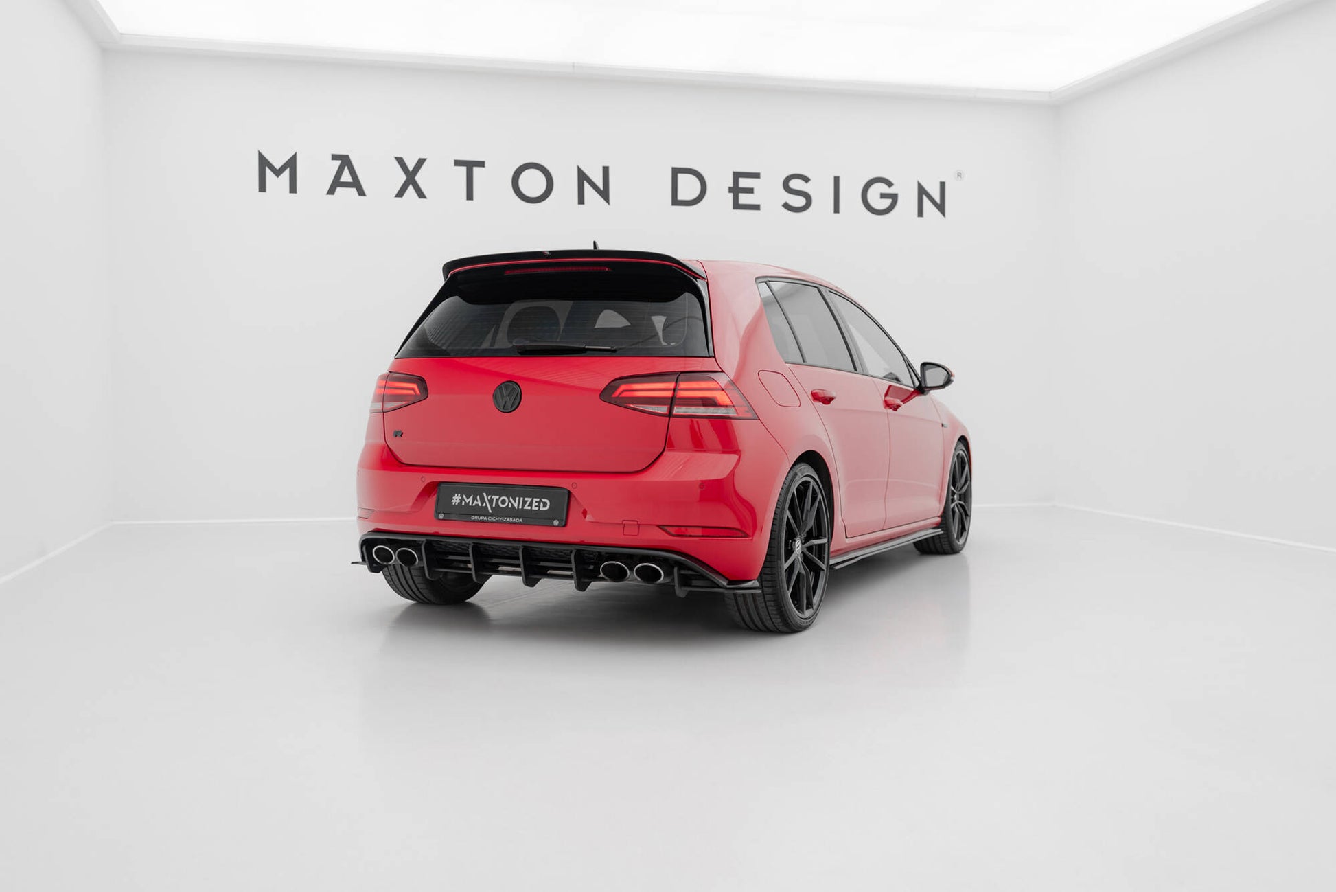 Robuste Racing Heckschürze für Volkswagen Golf R Mk7 Facelift