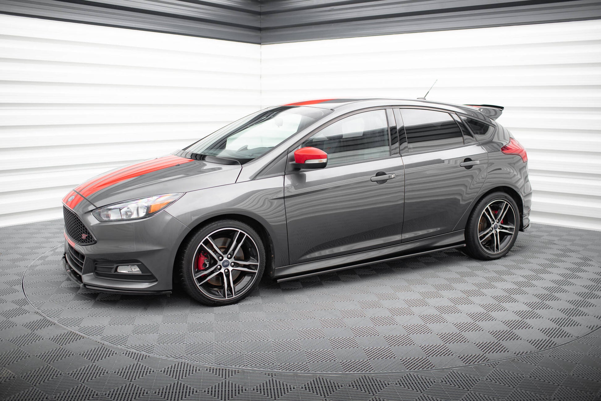Seitenschweller Ansatz für Ford Focus ST / ST-Line Mk3 / Mk3 FL Hatchback / Kombi schwarz Hochglanz