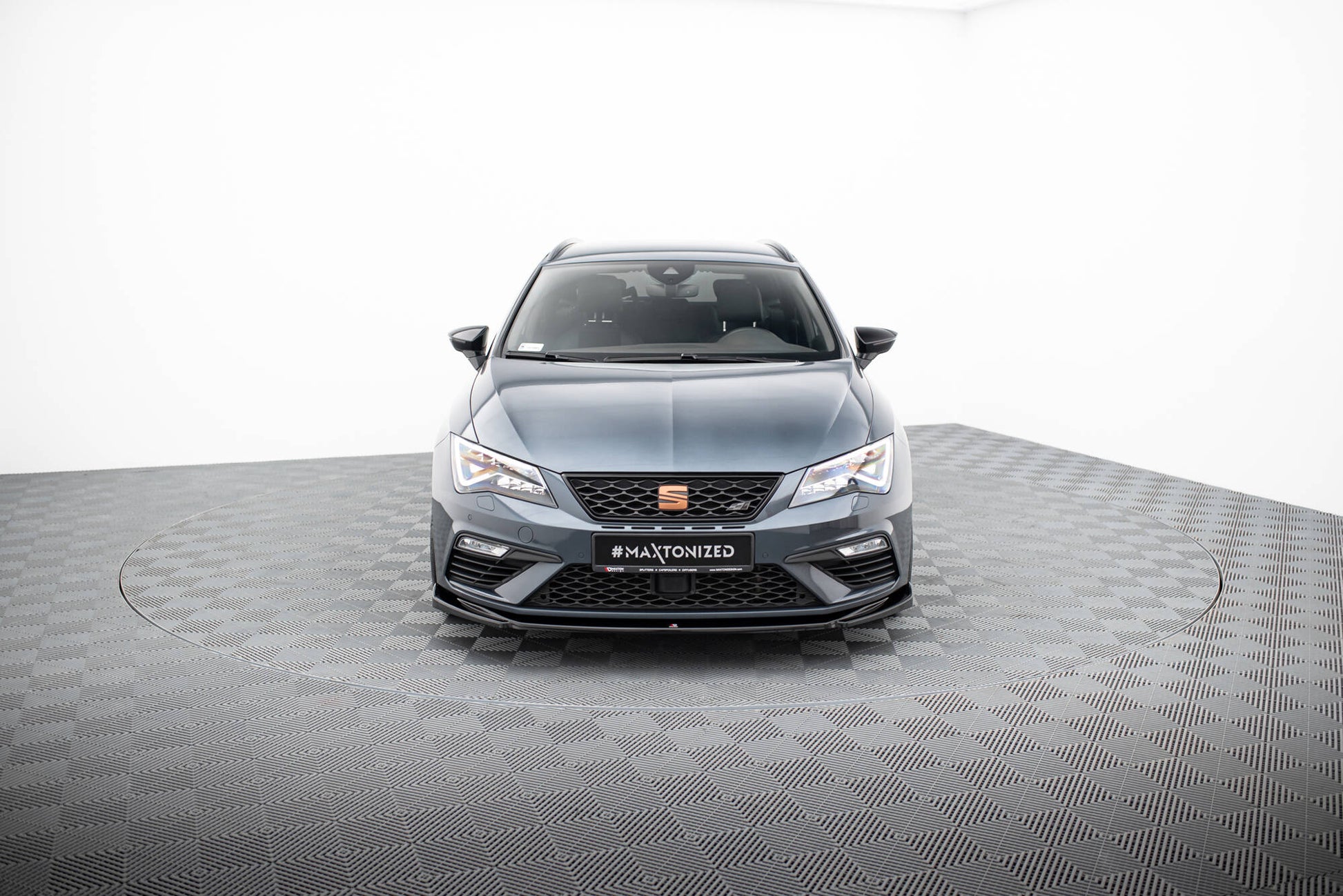 Front Ansatz V.5 für Seat Leon Cupra / FR Mk3 FL schwarz Hochglanz