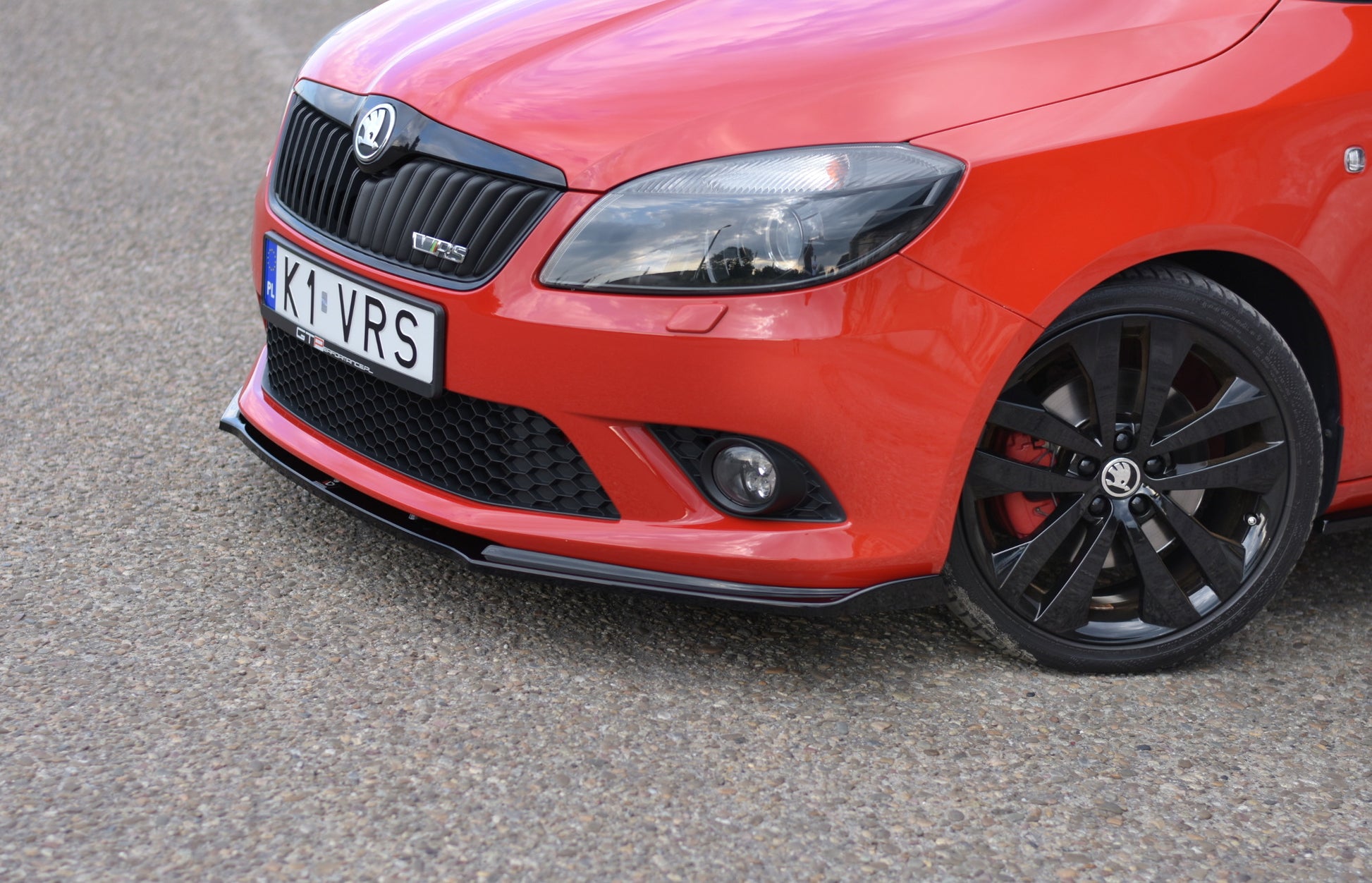 Front Ansatz für Skoda Fabia RS Mk2 schwarz matt