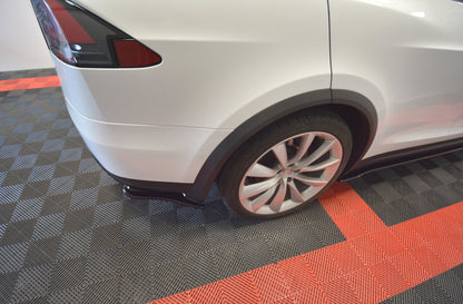 Heck Ansatz Flaps Diffusor V.1 für TESLA MODEL X  schwarz Hochglanz