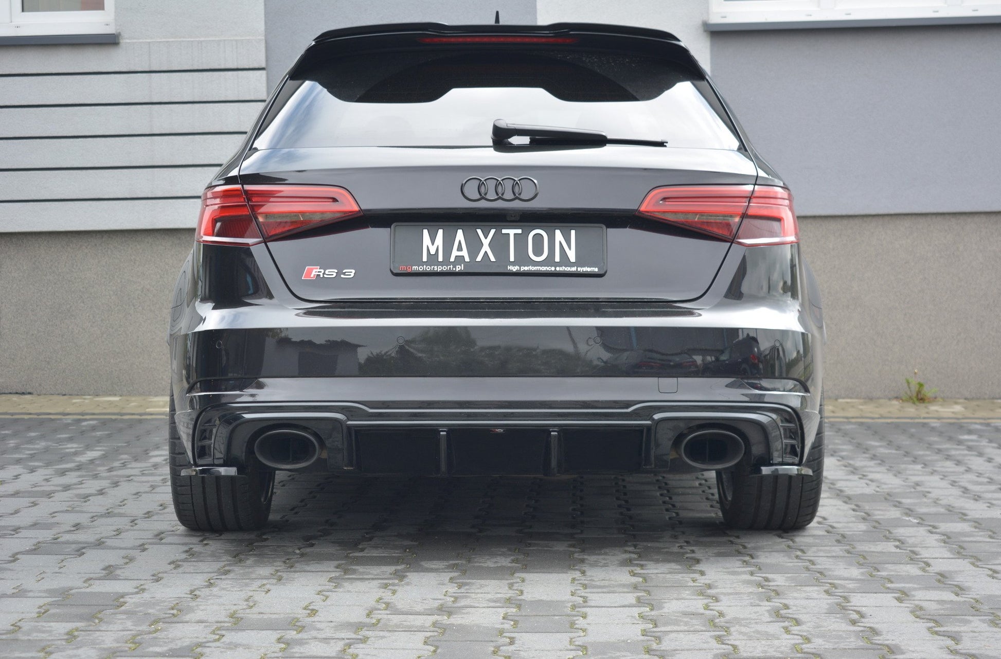 Diffusor Heck Ansatz für Audi RS3 8V FL Sportback schwarz Hochglanz