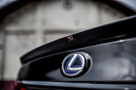 Spoiler CAP für Lexus LS Mk4 Facelift schwarz Hochglanz
