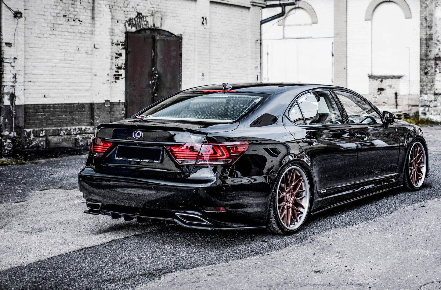Mittlerer Cup Diffusor DTM Look Heck Ansatz für Lexus LS Mk4 Facelift schwarz Hochglanz