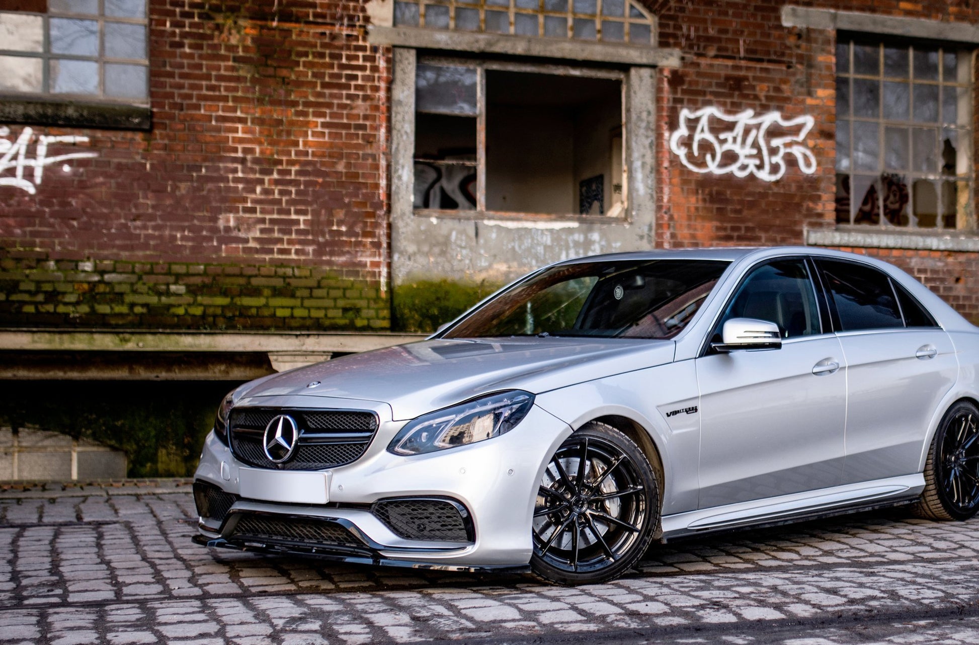 Seitenschweller Ansatz für Mercedes-Benz E63 AMG / AMG-Line Limousine W212 Facelift schwarz Hochglanz