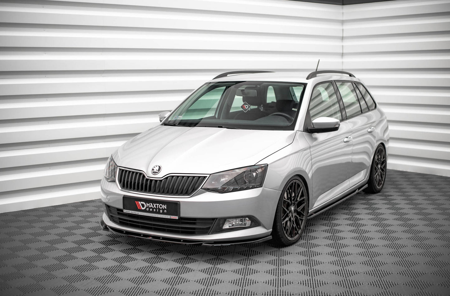 Front Ansatz V.2 für Skoda Fabia Mk3 schwarz Hochglanz