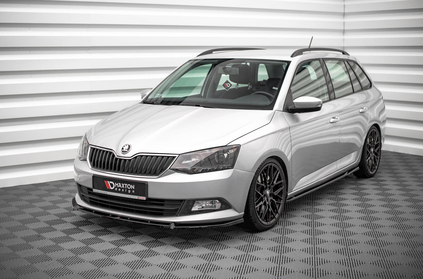 Seitenschweller Ansatz für Skoda Fabia Mk3 schwarz Hochglanz