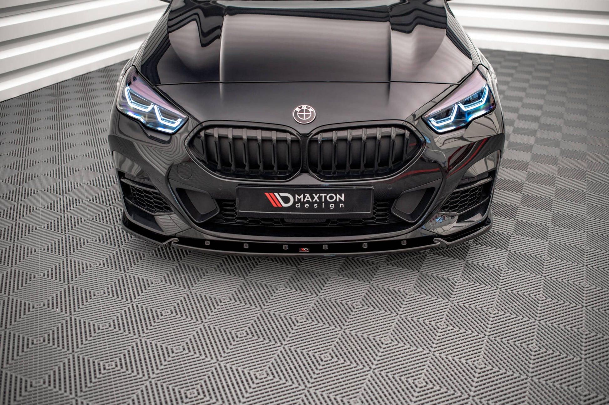 Front Ansatz V.2 für BMW 2 Gran Coupe M-Paket / M235i F44 schwarz Hochglanz
