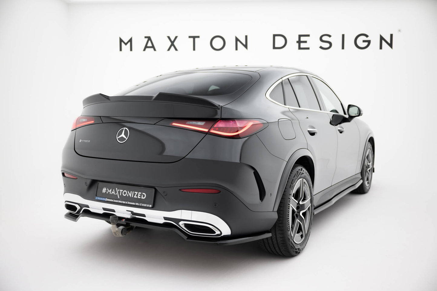 Mittlerer Cup Diffusor DTM Look Heck Ansatz für Mercedes-Benz GLC Coupe AMG-Line C254 schwarz Hochglanz